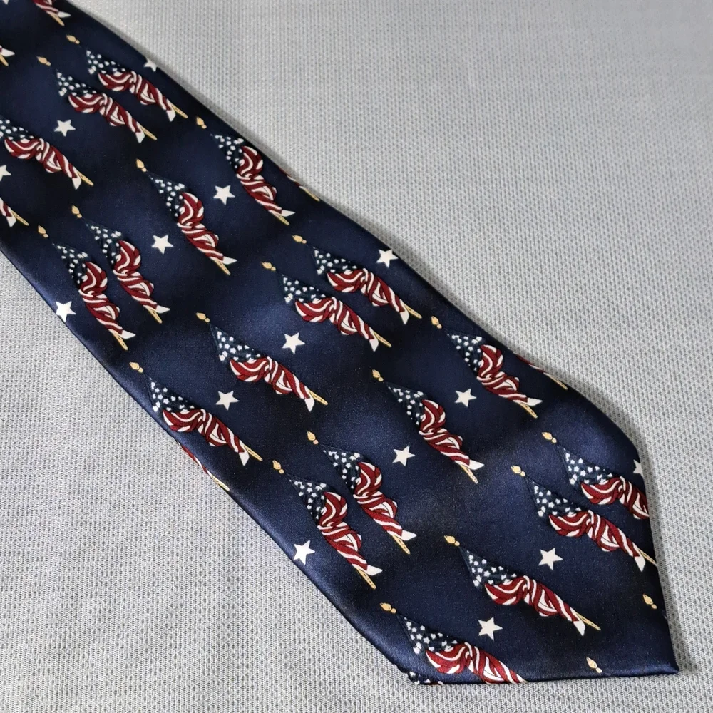 Vintage Stonehenge Men's Tie 100% Silk Tie Patriotic Blue,‎ Red, & White